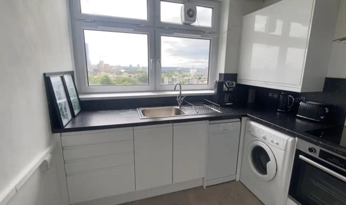 2 Bedroom - London Zone 2 Bow, Breath Taking Views Ep1 Apartment