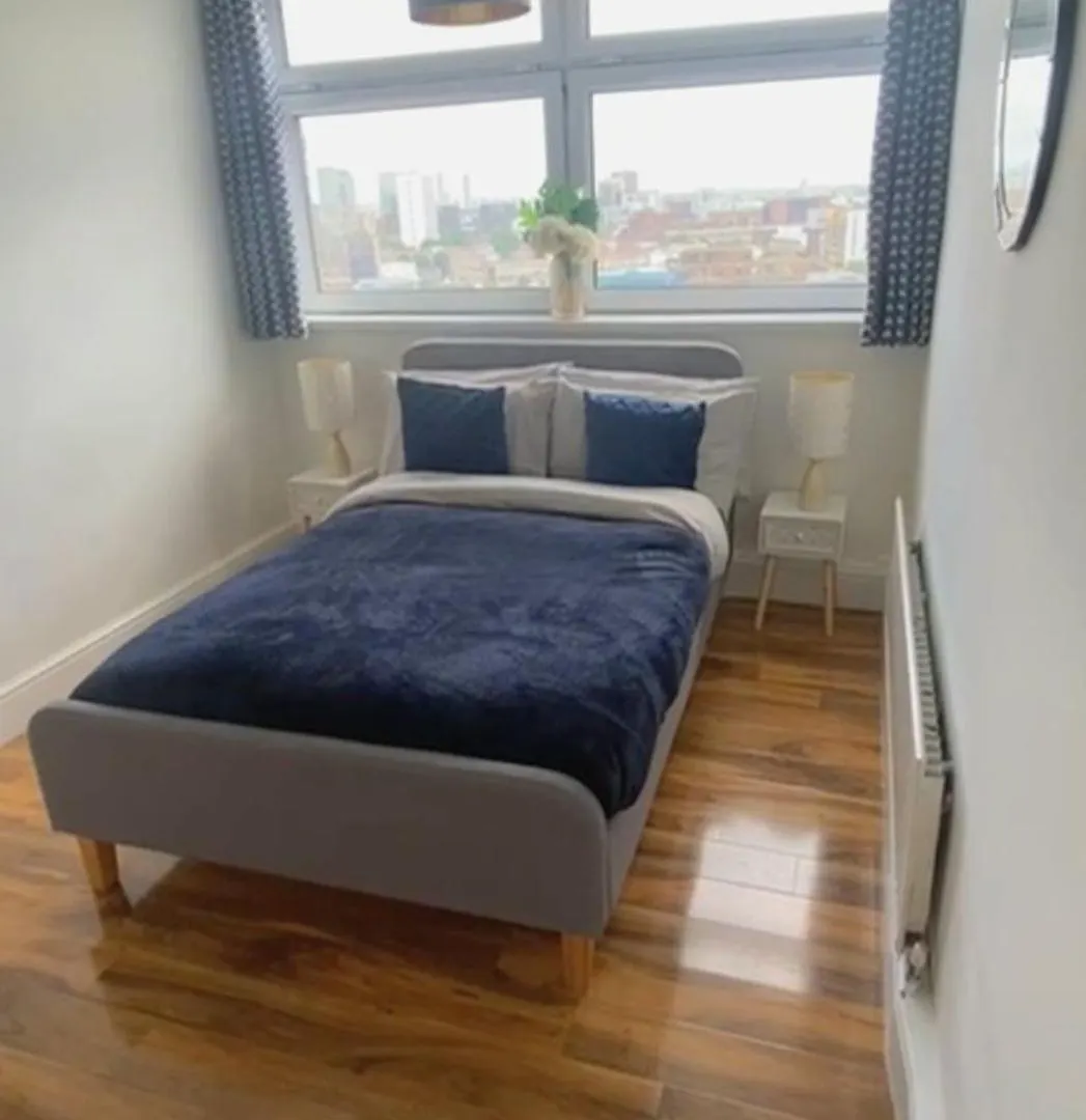 2 Bedroom - London Zone 2 Bow, Breath Taking Views Ep1 0*,